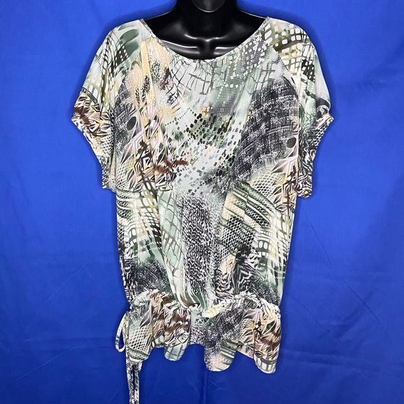 Autograph Sheer blousy top. Size XL. Drawstring at the waist. Figure Flattering. - Picture 2 of 9